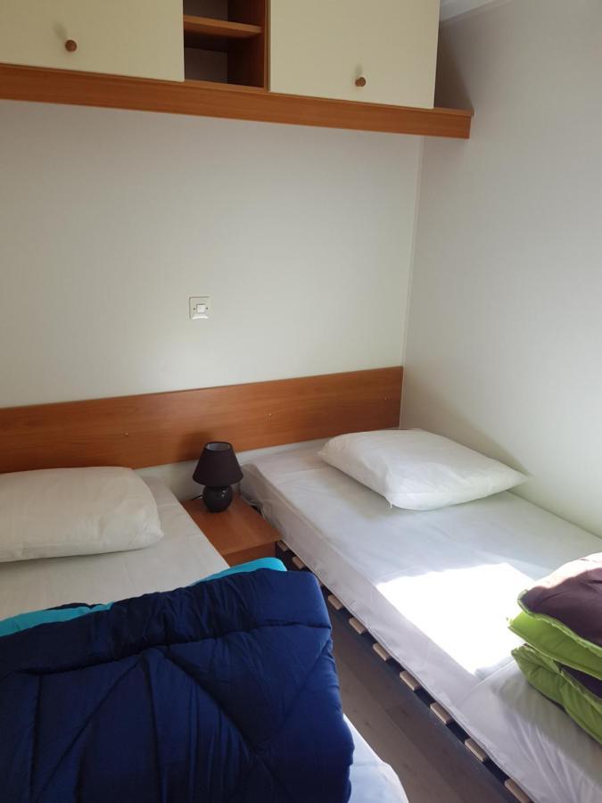 רבל Camping Le Moulin Du Roy מראה חיצוני תמונה