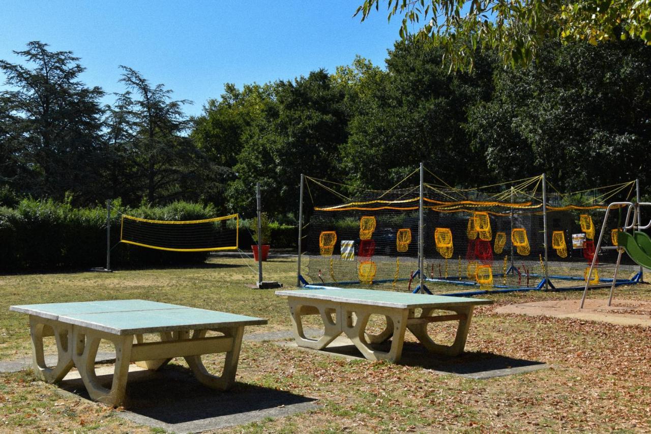 רבל Camping Le Moulin Du Roy מראה חיצוני תמונה