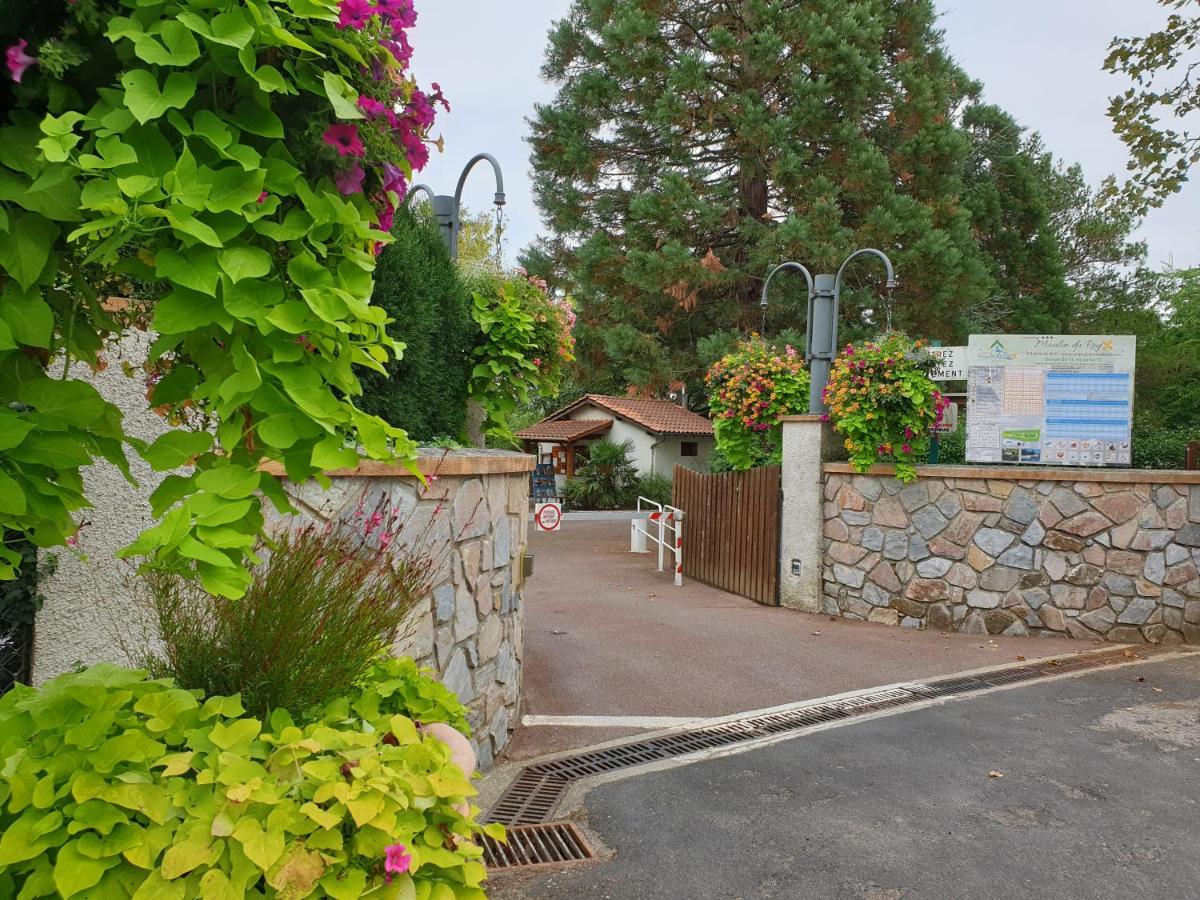 רבל Camping Le Moulin Du Roy מראה חיצוני תמונה